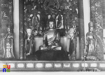 회양 장안사 사성지전 석가여래, 보살상