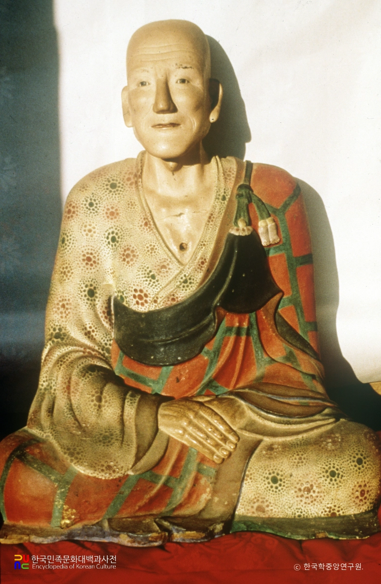 합천 해인사 건칠 희랑대사 좌상