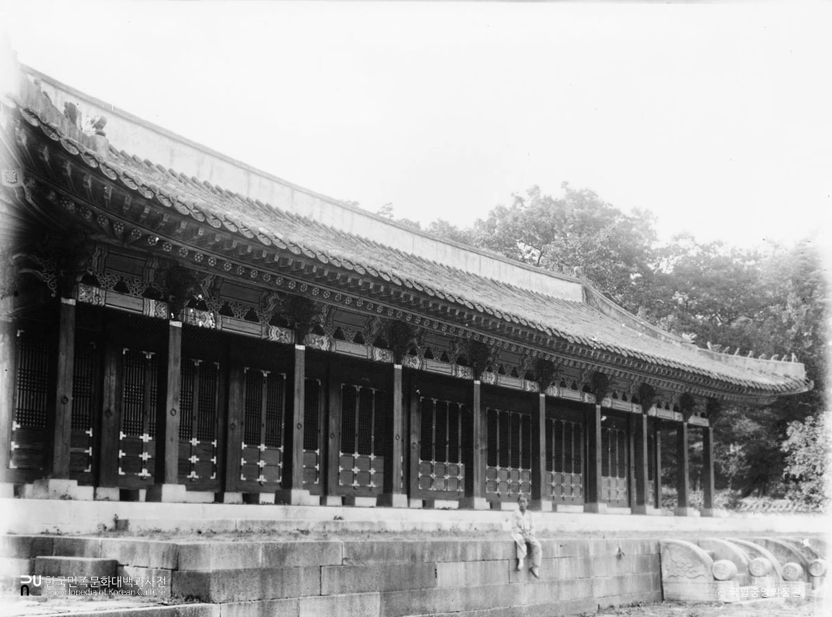 서울 영희전 정측면