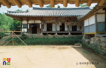 장흥 존재 고택 한게임 슬롯 머신 정면