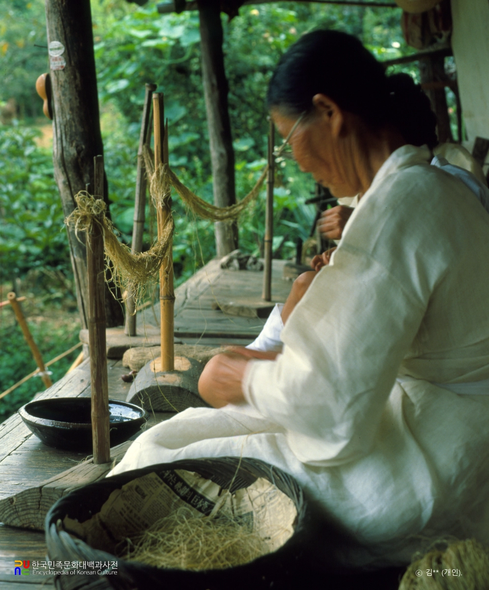곡성의 돌실나이 / 삼삶기