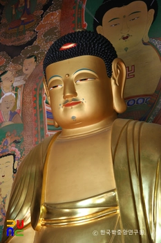 칠곡 슬롯 머신 전략 목조석가여래삼존좌상 중 석가여래