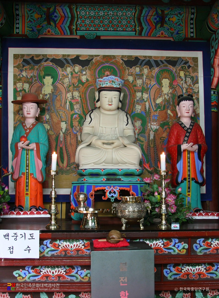 칠곡 송림사 명부전 석조천장보살과 좌우협시보살