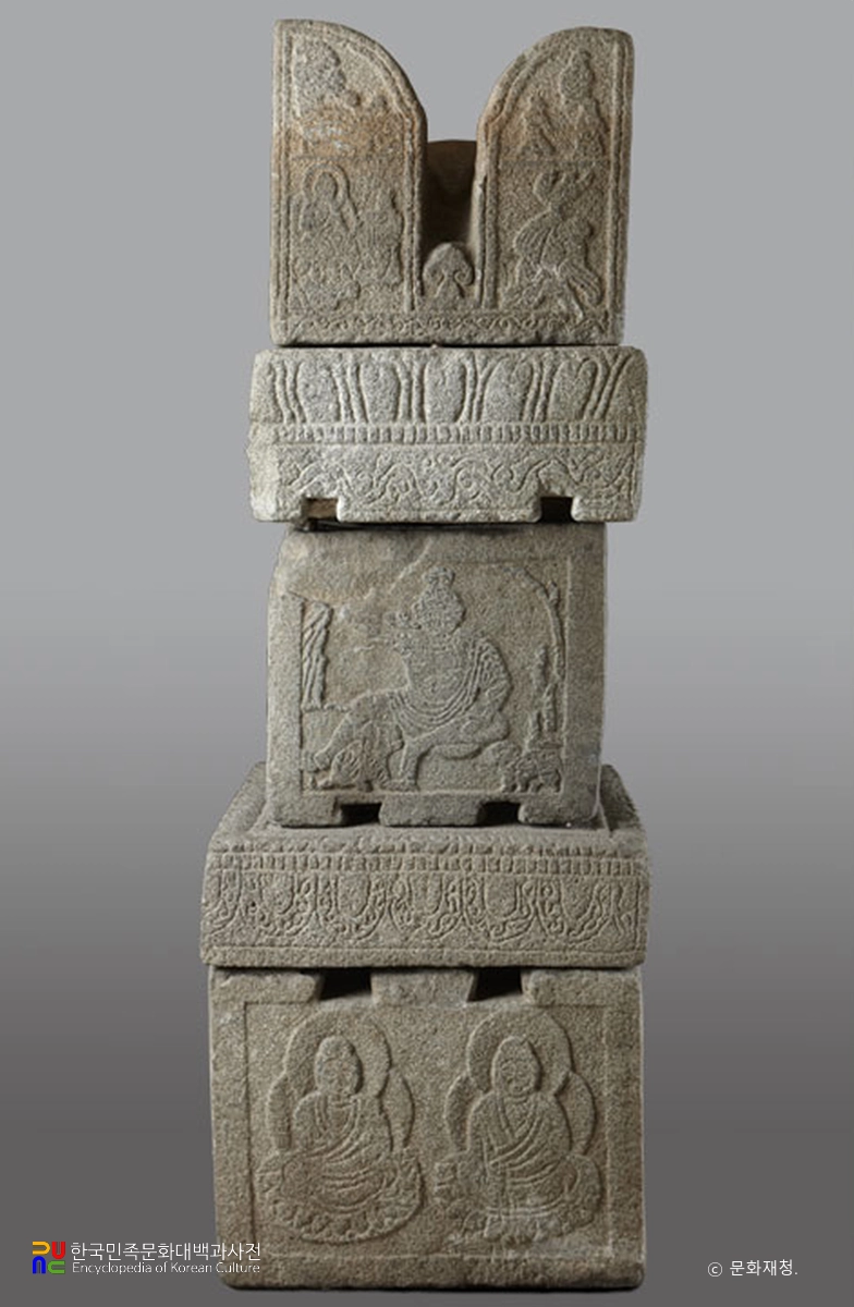 천안 보협인석탑