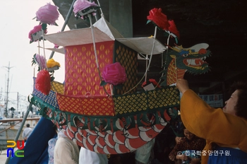 동해안 별신굿 / 용선 무구