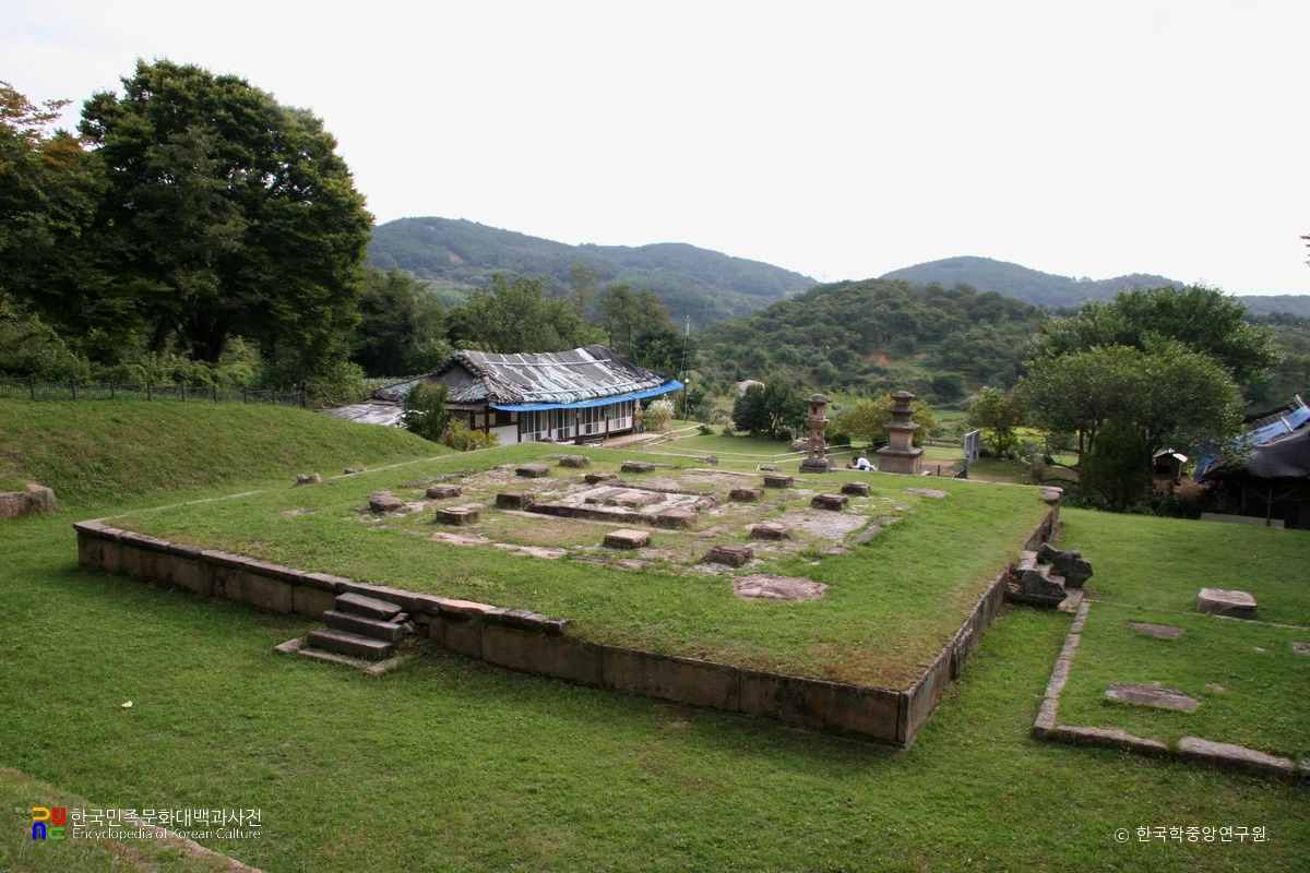 합천 영암사지 금당