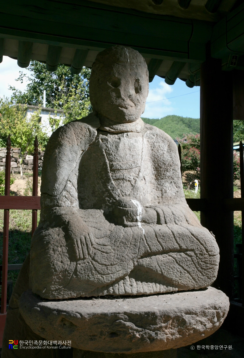 영양 연당동 석불좌상