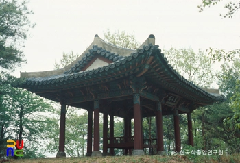 오산 독산성과 세마대지 중 세마대 측면