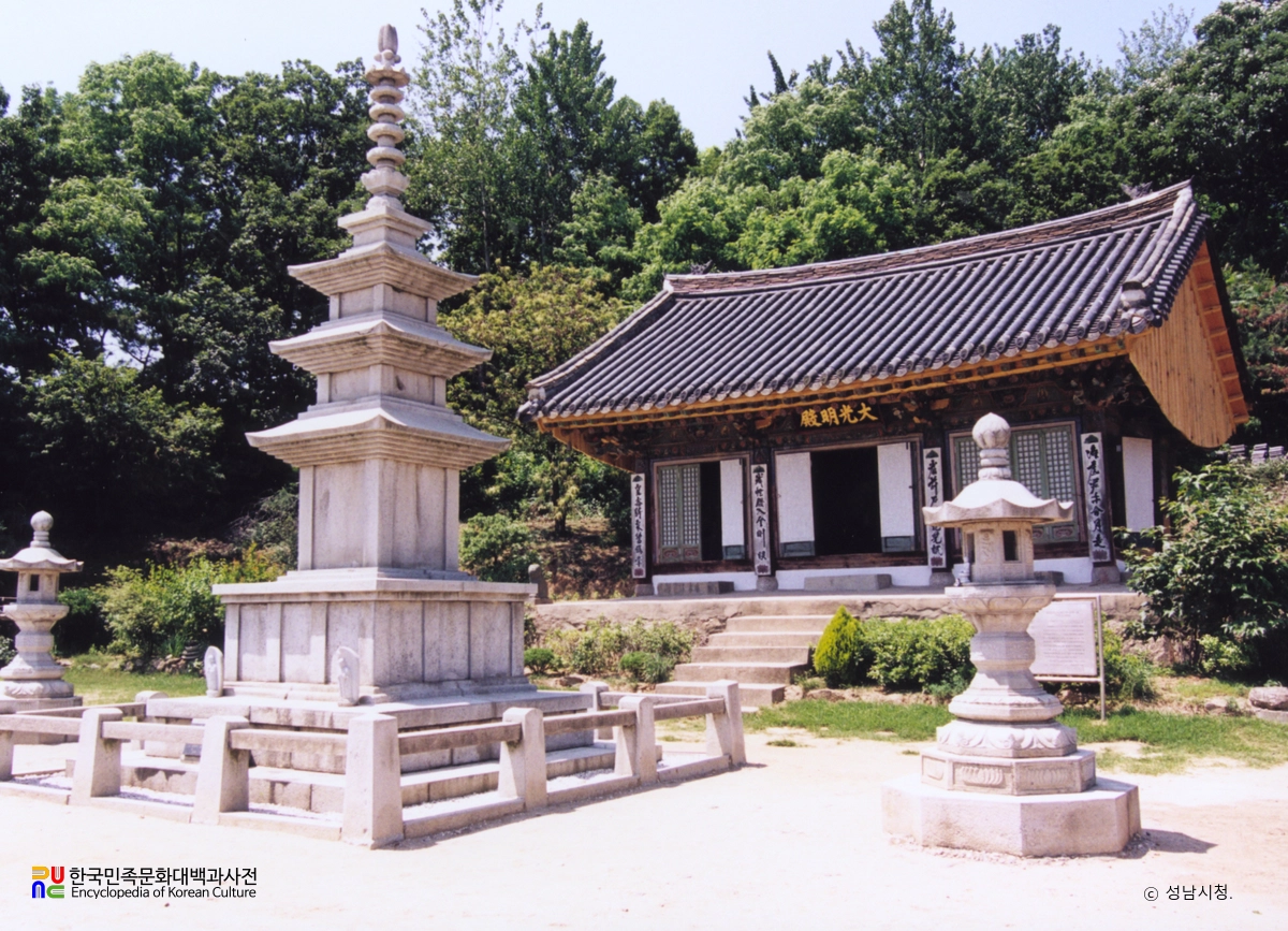 봉국사 대광명전