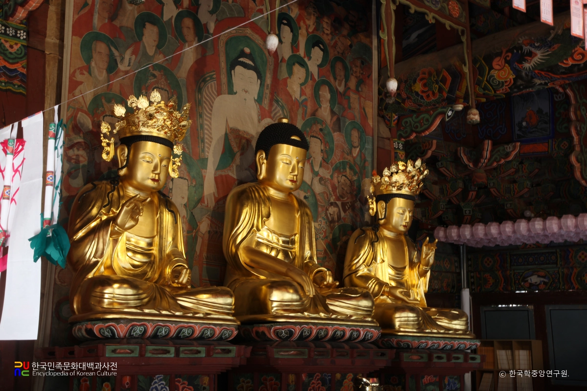 진주 청곡사 목조석가여래삼존좌상 좌측면