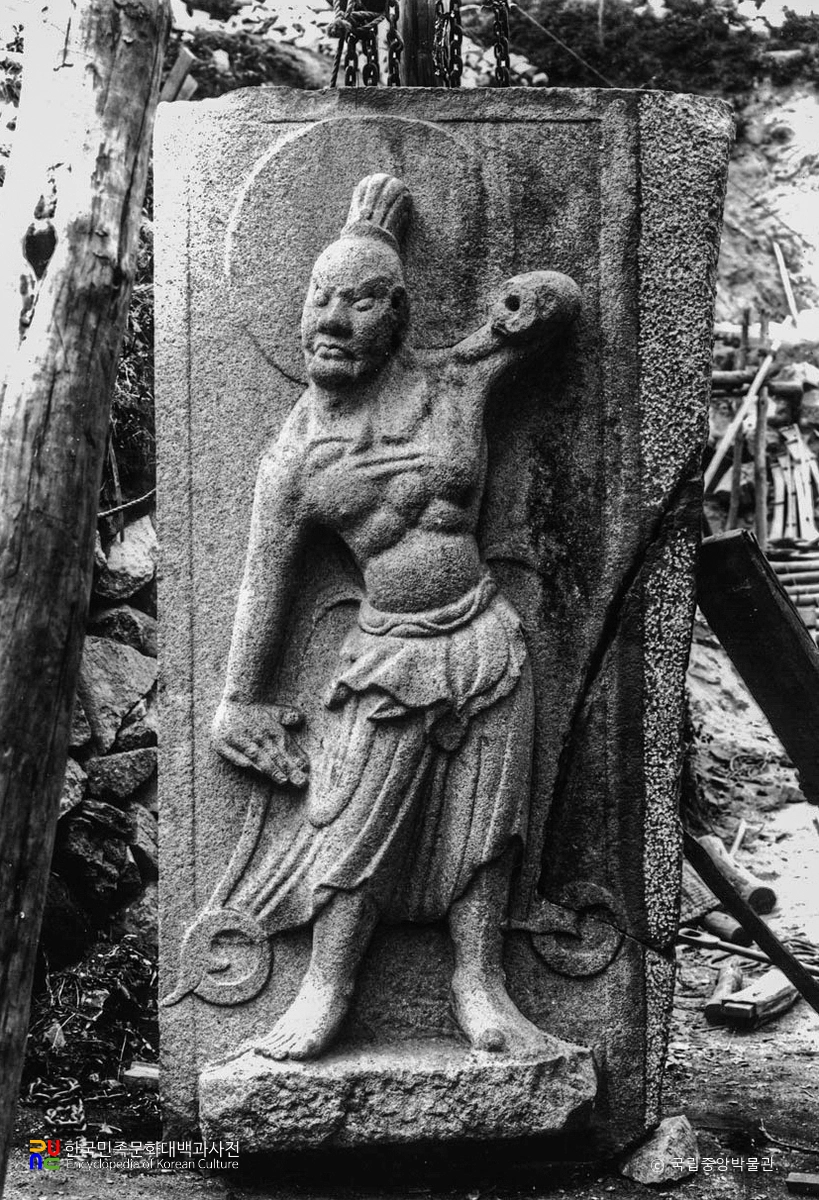 경주 석굴암 인왕상