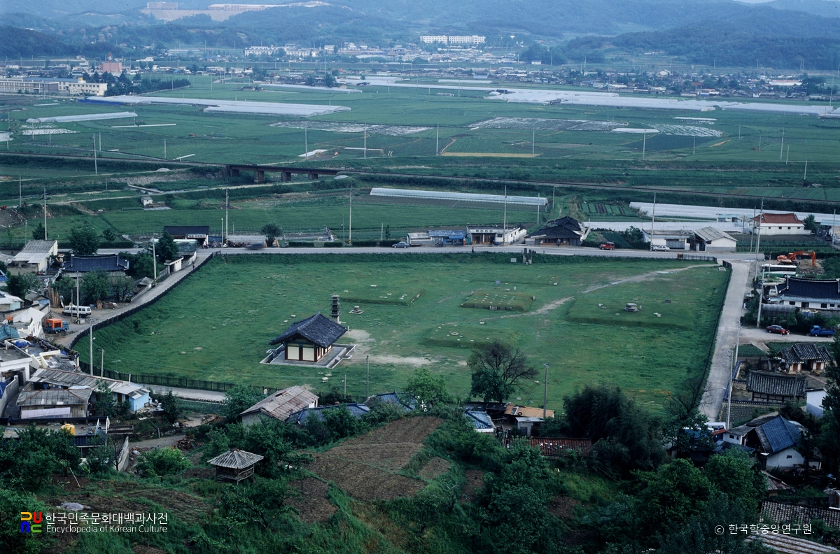 남원 만복사지 전경