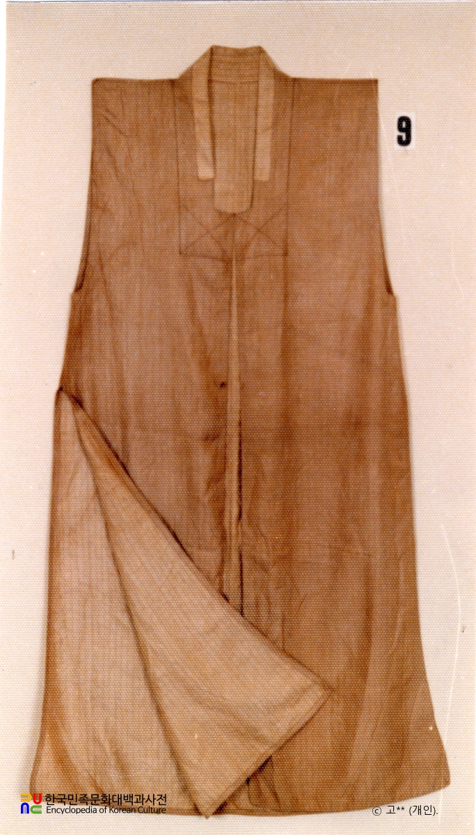 김덕원 묘 출토 의복 일괄 답호