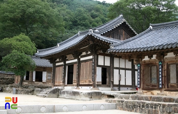 구례 화엄사 원통전