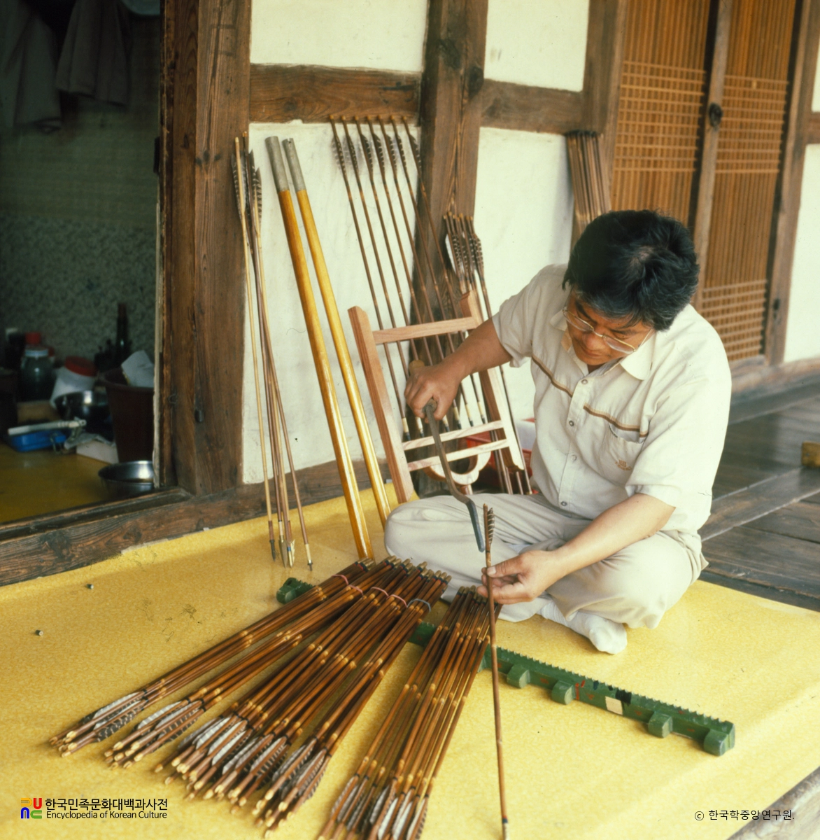 화살 제조공정 / 14 깃 마무리