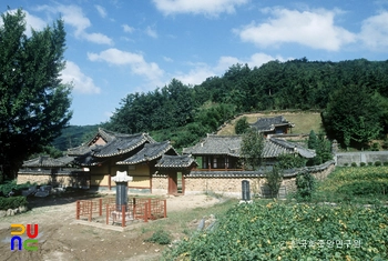 진주 남악서원 전경