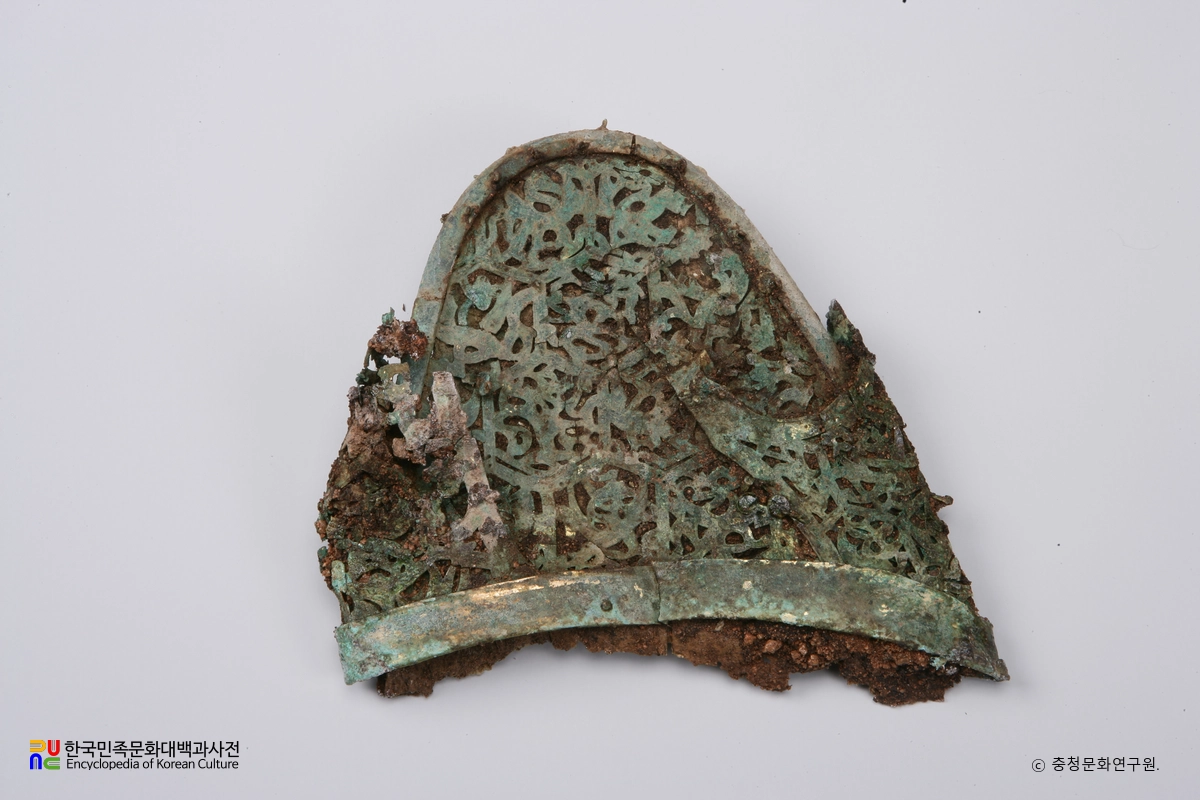 서산 부장리 고분군 중 금동관