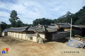 서산 경주김씨 고택 전경