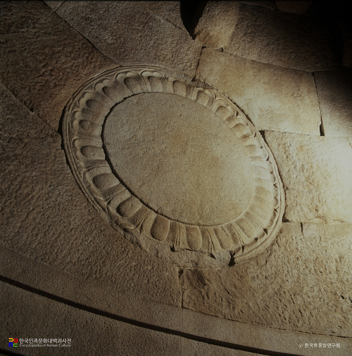 경주 석굴암 석굴 중 광배