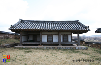 청송 진보향교 동재