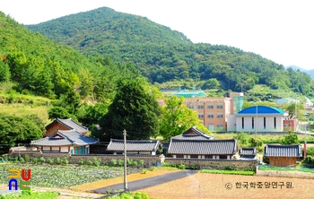 여수 돌산향교 전경