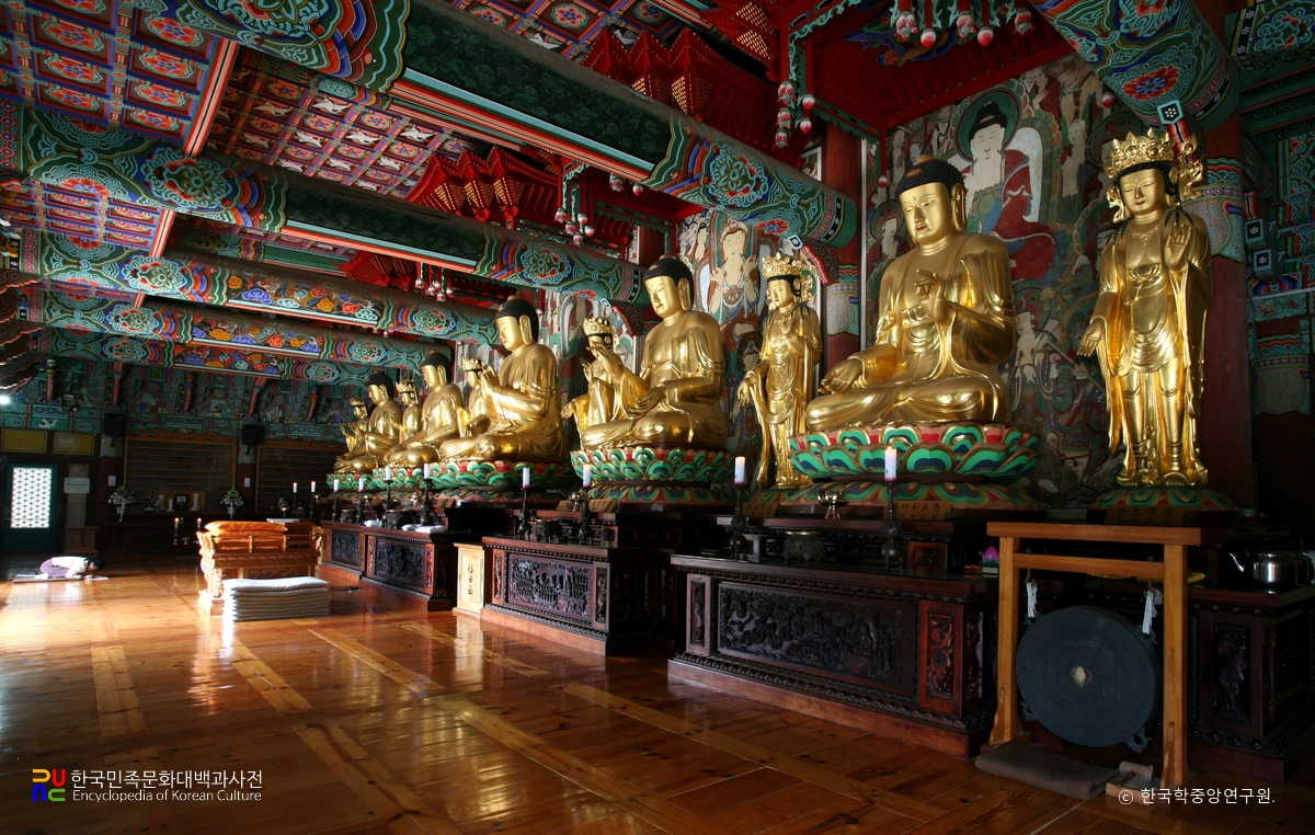 김제 금산사 대적광전 불상