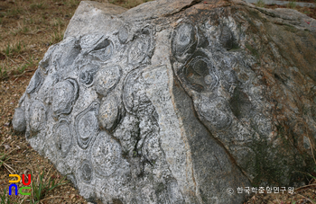 상주 운평리 구상화강암