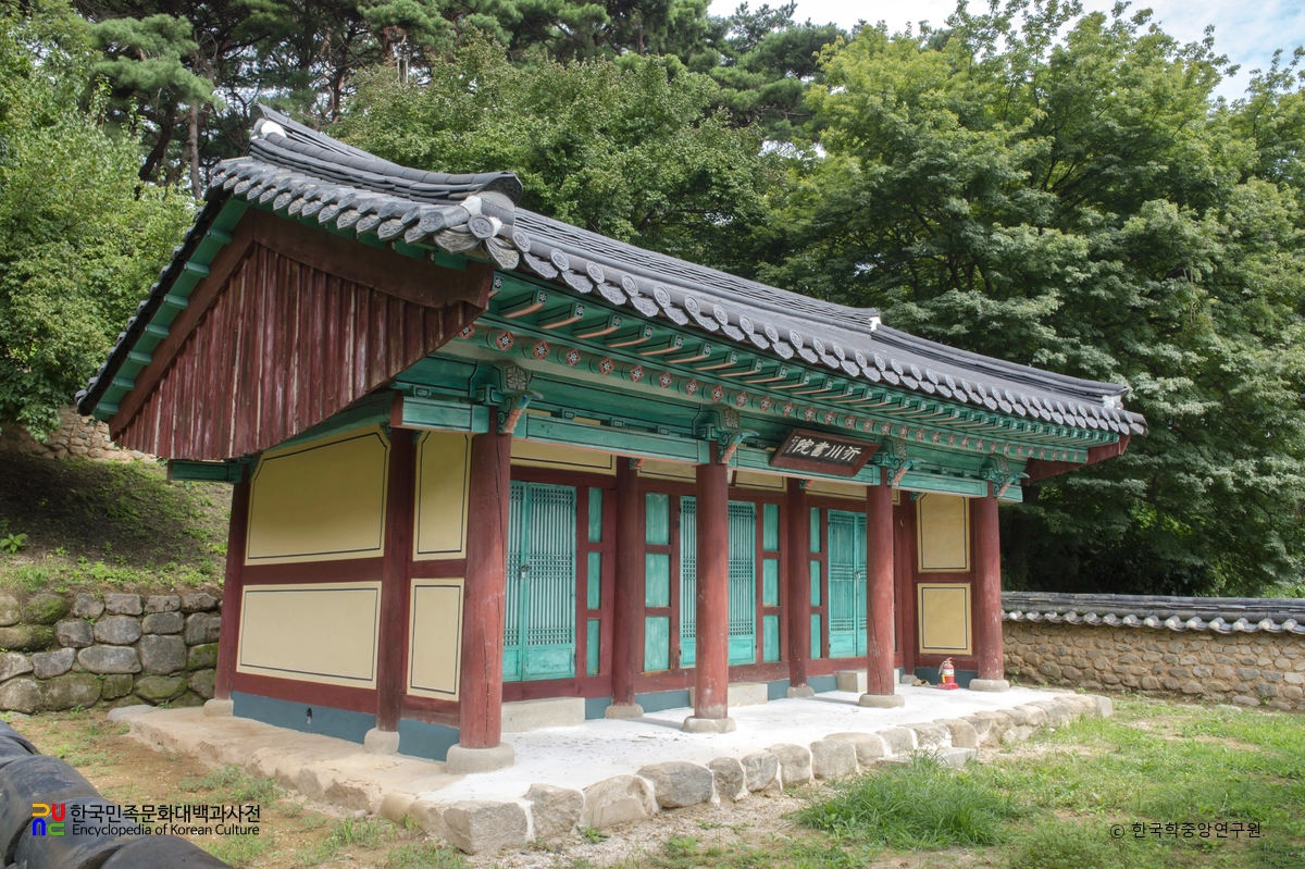 여주 기천서원 정측면