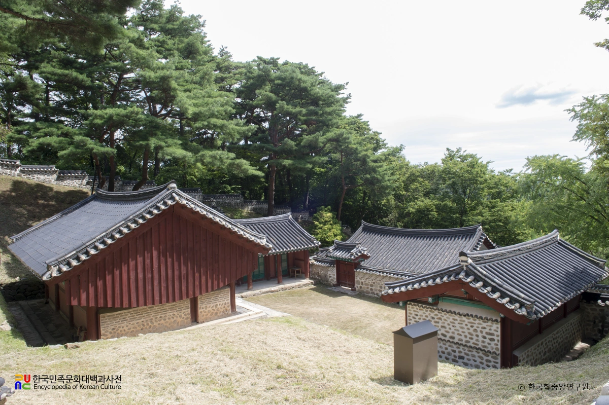 경기도 광주 숭렬전 후측 전경