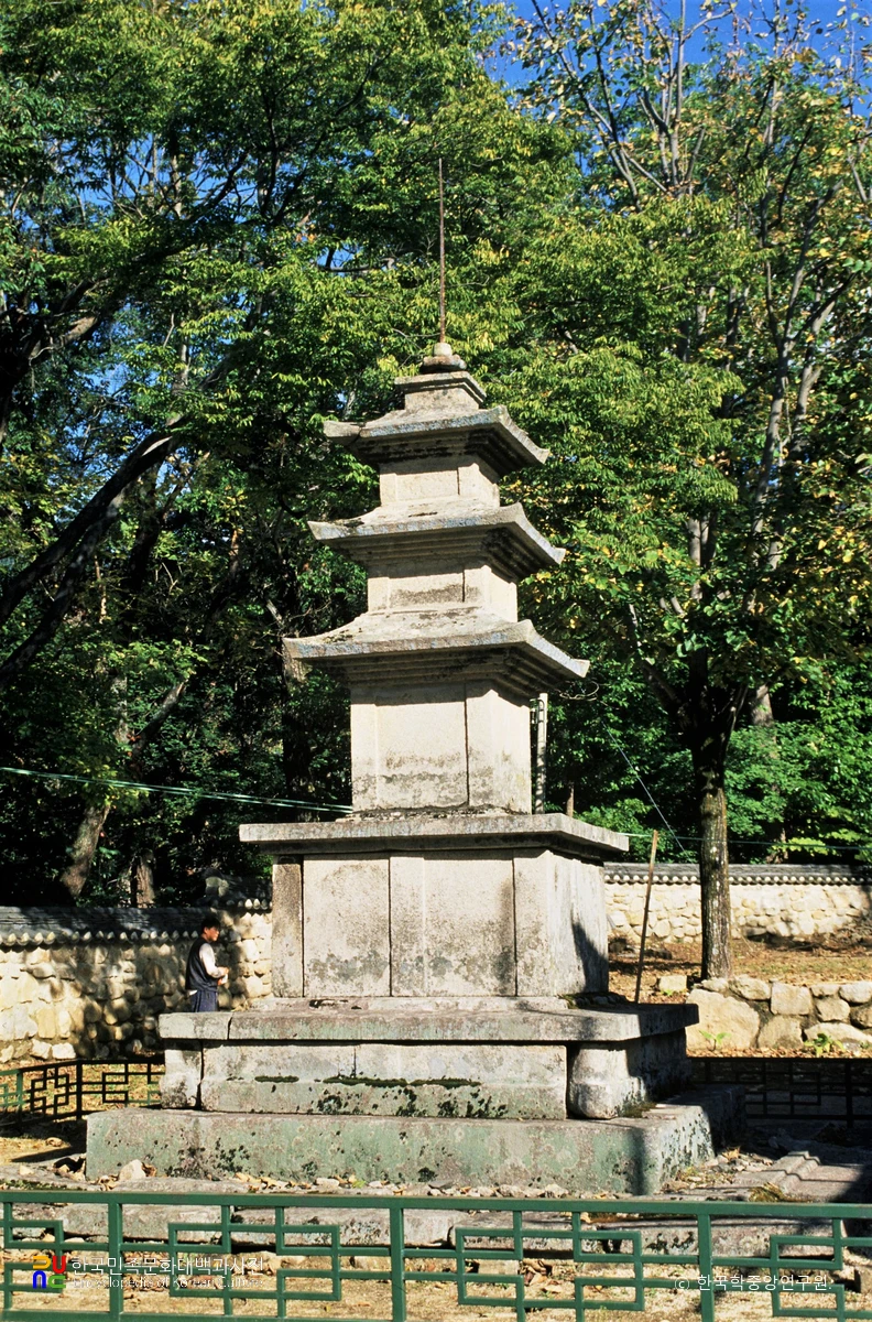 대구 동화사 금당암 동ㆍ서 삼층석탑 중 서탑