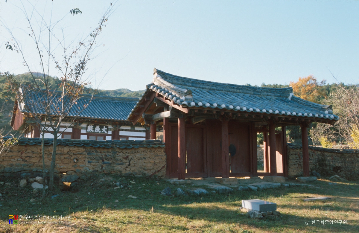 울산 언양향교 내삼문과 대성전