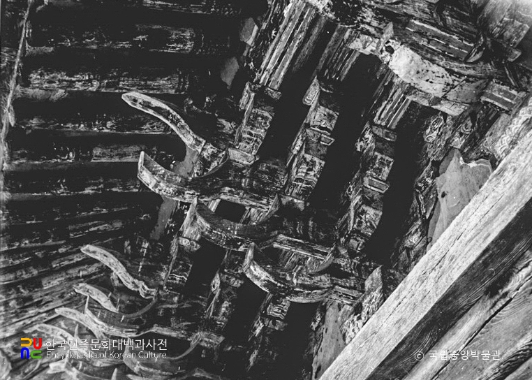 화순 쌍봉사 대웅전 처마