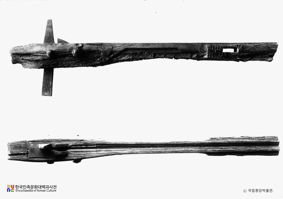 평남 대동 정백리 127호분 출토 노