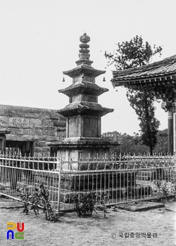 대구 동화사 금당암 동ㆍ서 삼층석탑 중 동탑