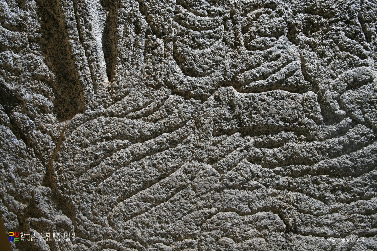 장수 미륵암 석불좌상