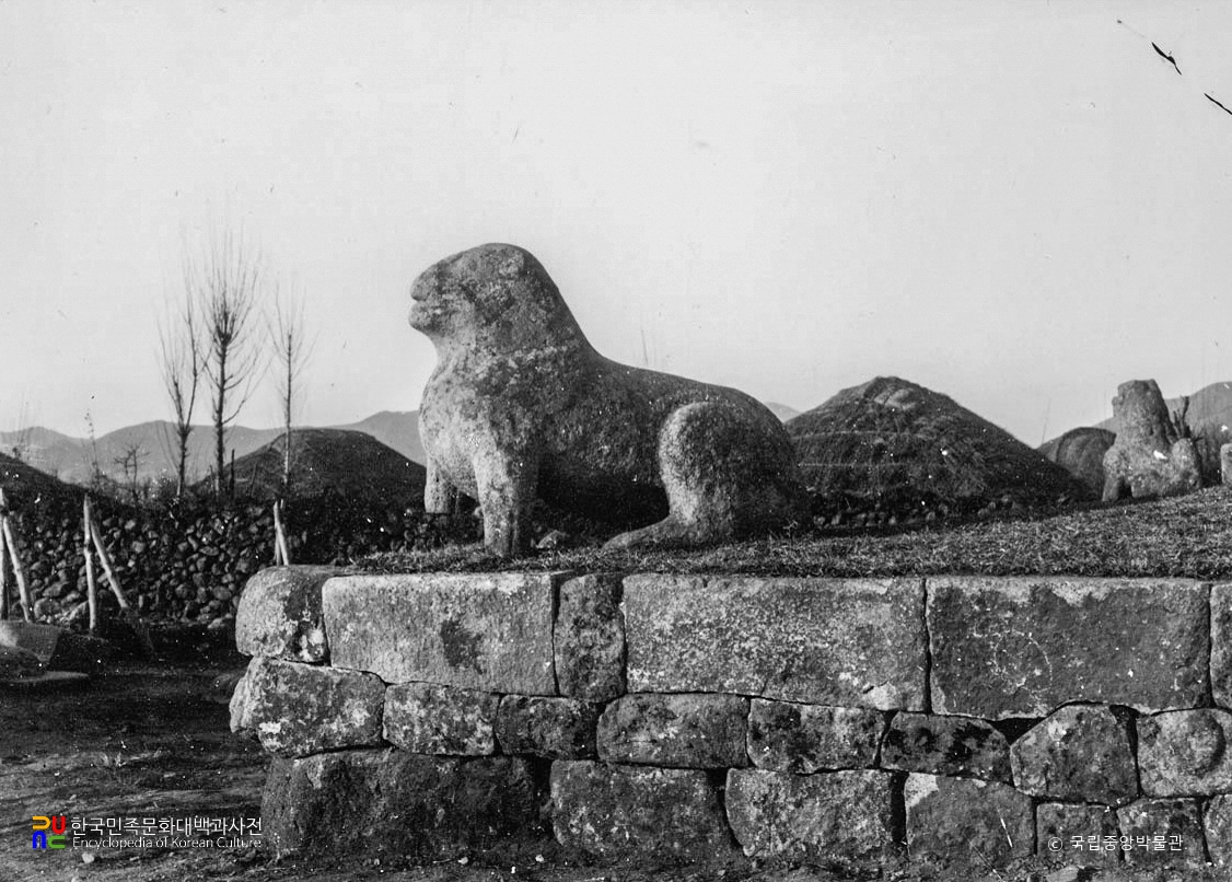경주 분황사 모전석탑 중 기단 동남쪽 석사자 보수 후 좌측면