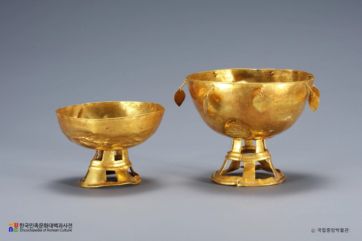 황남대총 북분 금제 고배