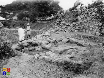 경주 대릉원 일원 중 서봉총 2호분 적석 발굴 모습