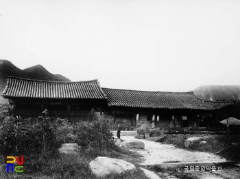 옥천객사 옥천관 전경