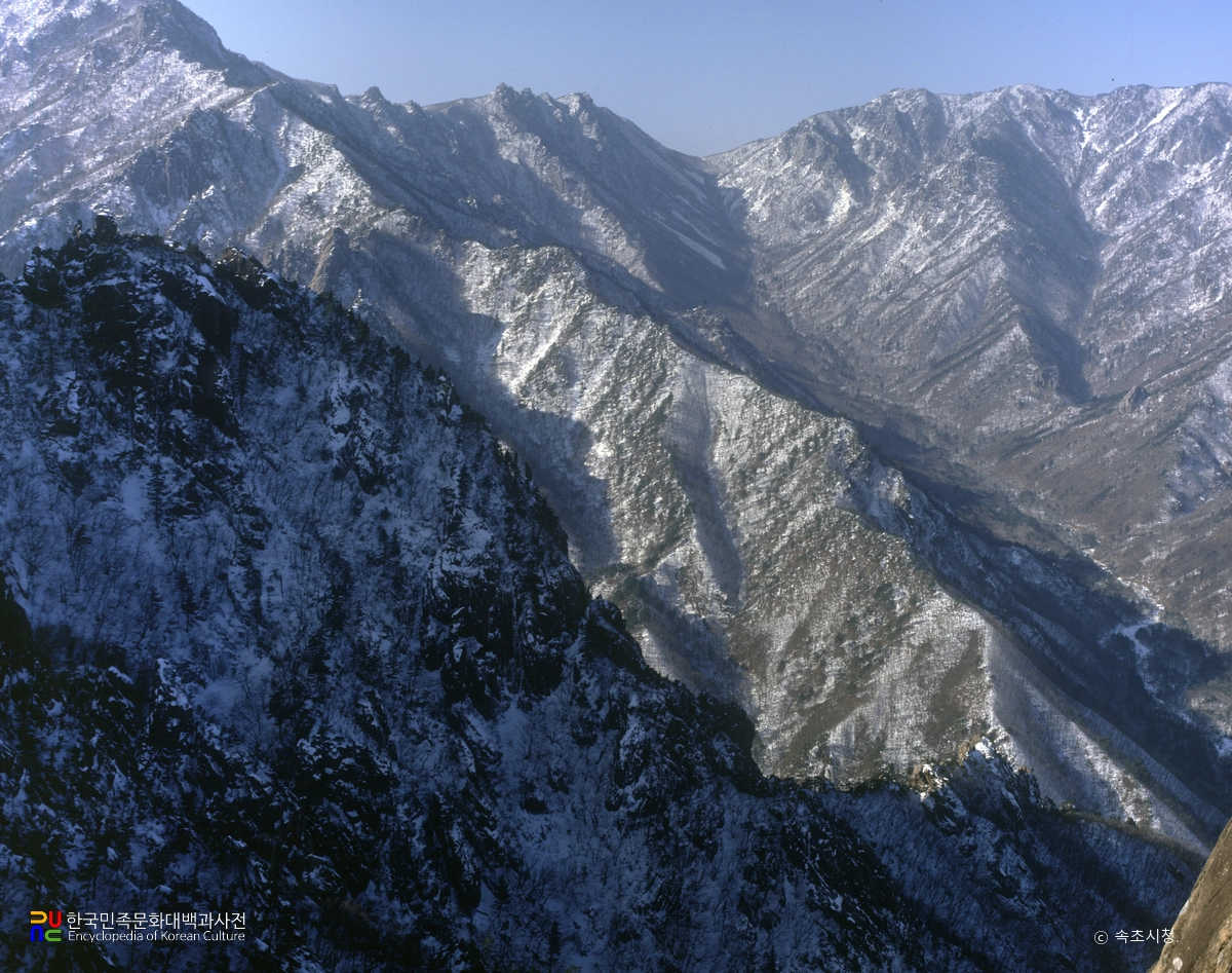 설악산 천연보호구역 대청의 설경