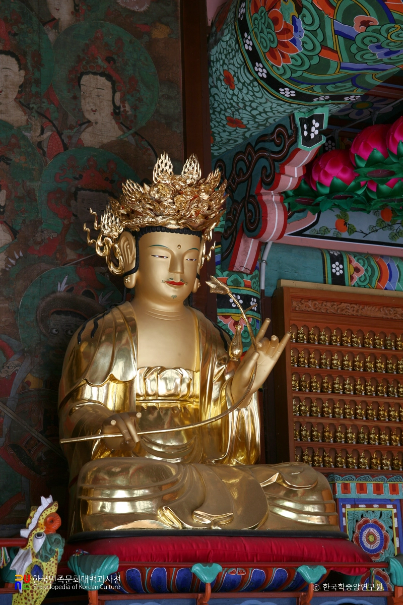 곡성 도림사 보광전 목조아미타삼존불상 / 관음