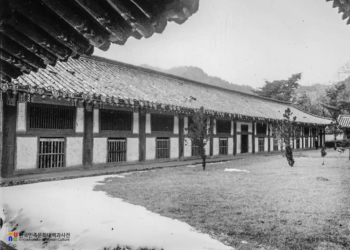 합천 해인사 장경판전 수다라장 배면