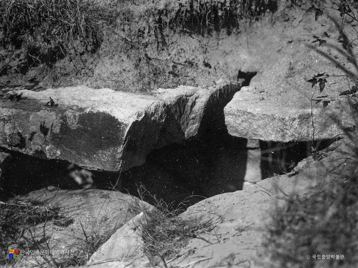 여주 매룡리 고분군 중 8호분 파괴부분