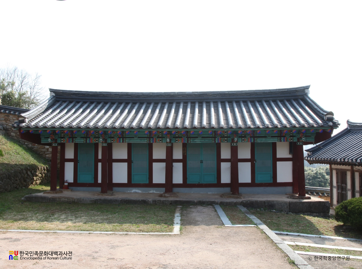 함양 함양향교 중 동무