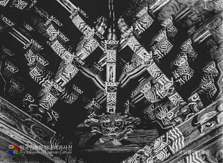 화순 쌍봉사 대웅전 내부 가구