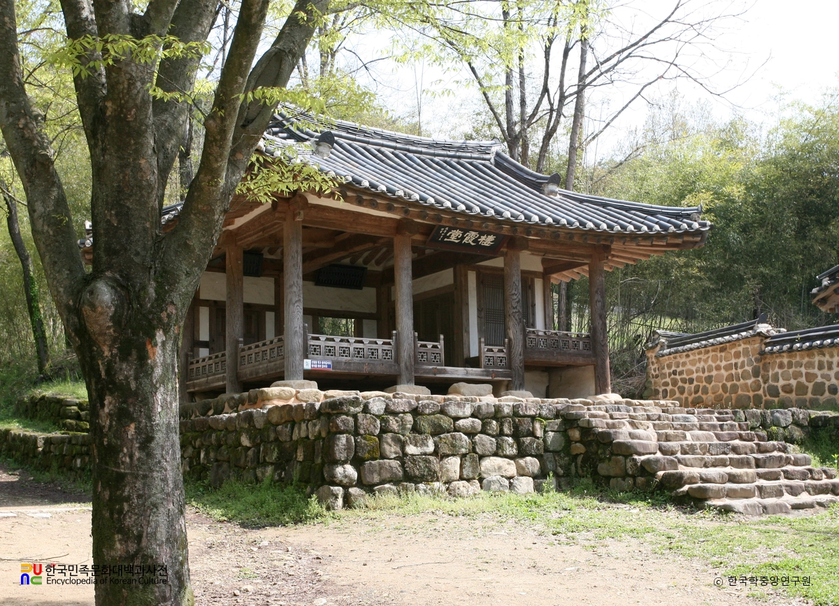 담양 식영정 일원 중 서하당 정측면
