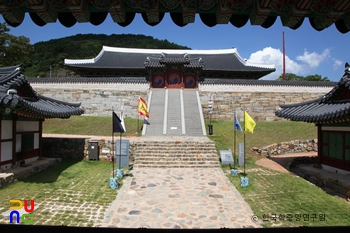 슬롯 검증 세병관 전경