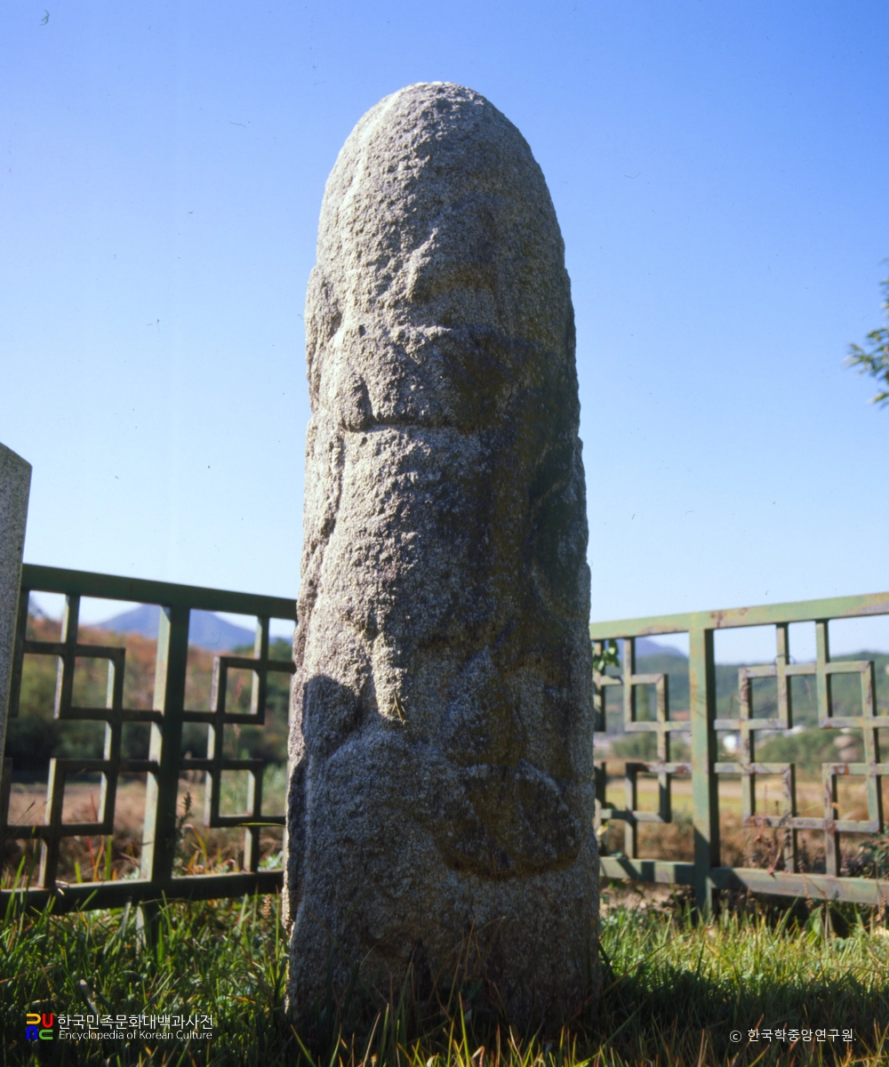 순창 창덕리 남근석 정면