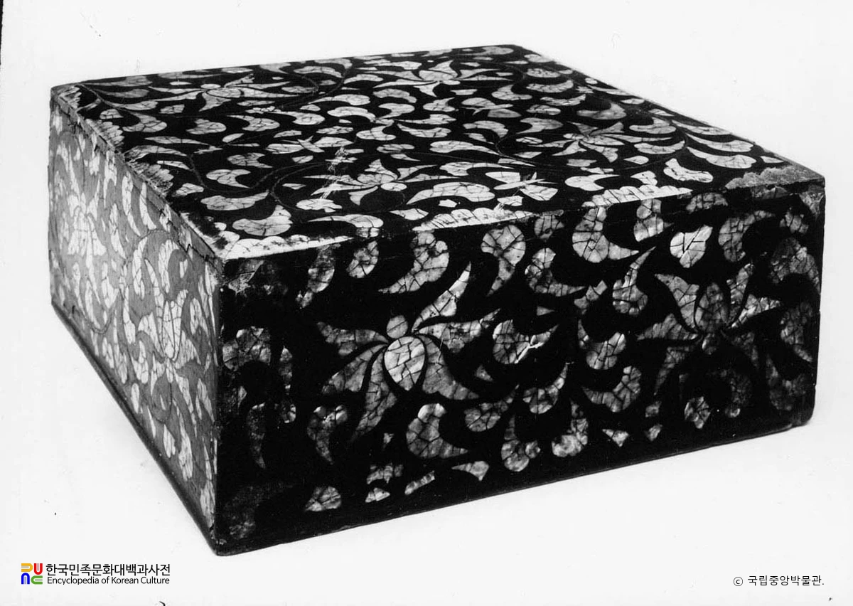 나전모란당초문함