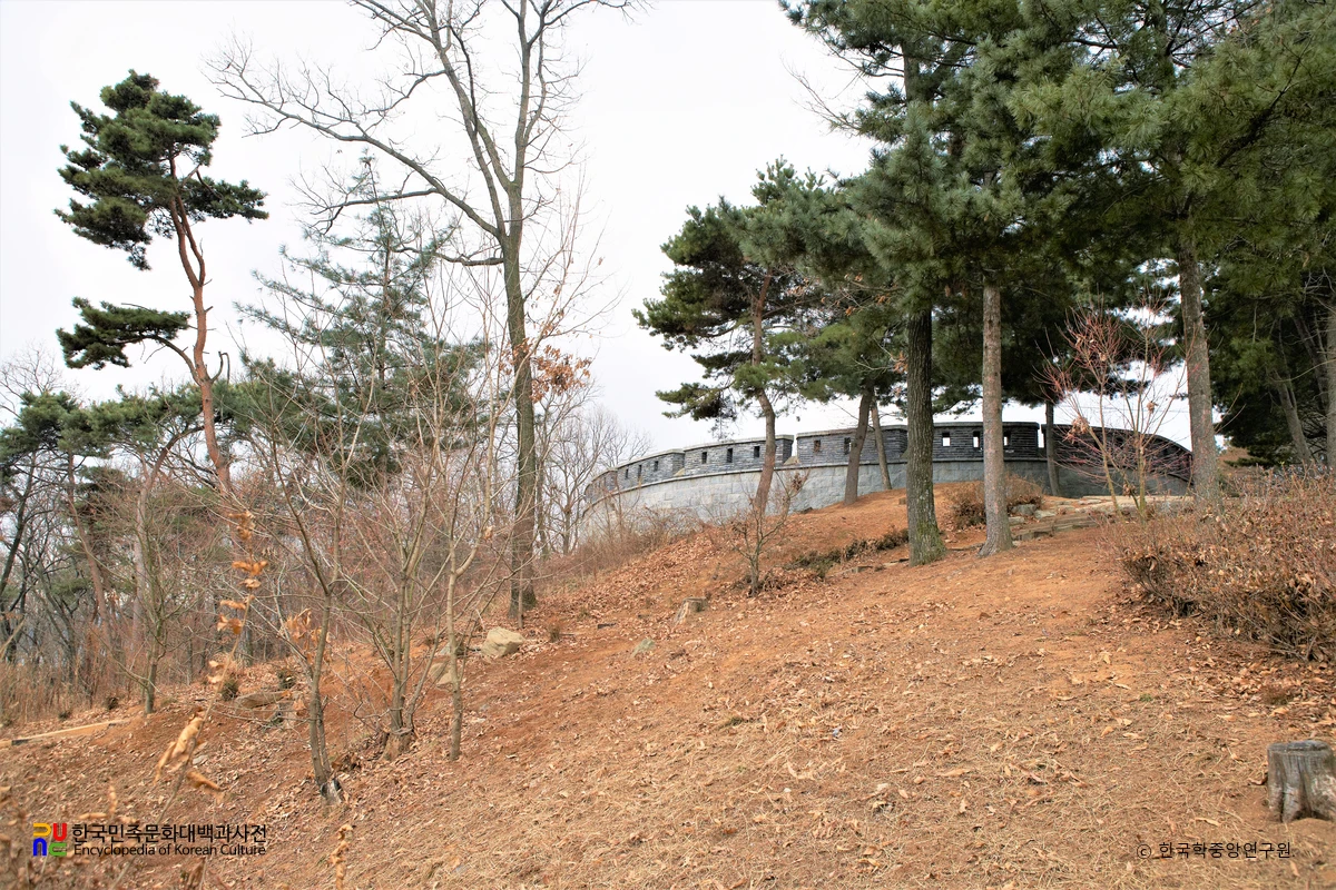 강화 광성보 손돌목돈대 외부 좌측면